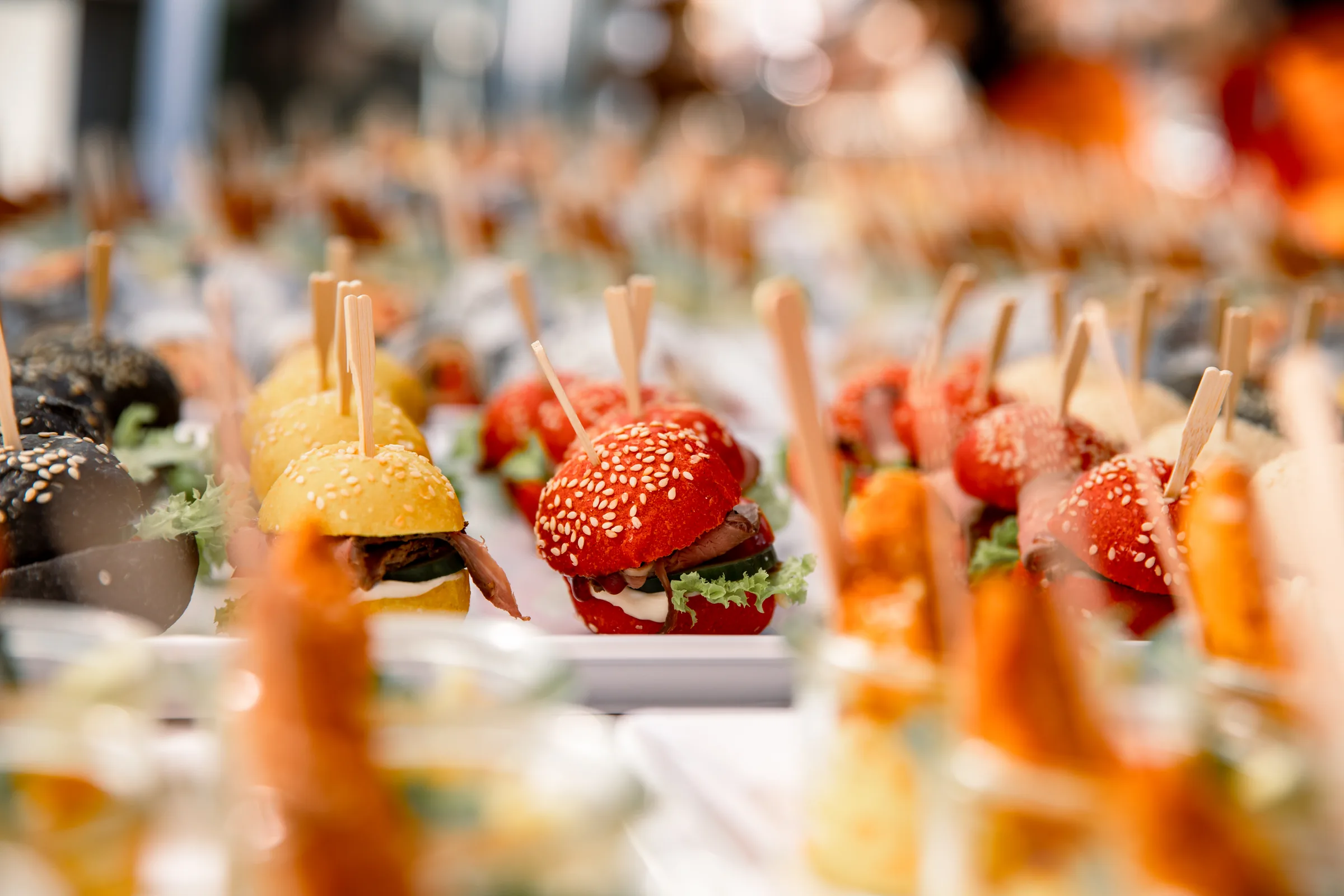 Fingerfood bei der Eröffnung des Athletikzentrums