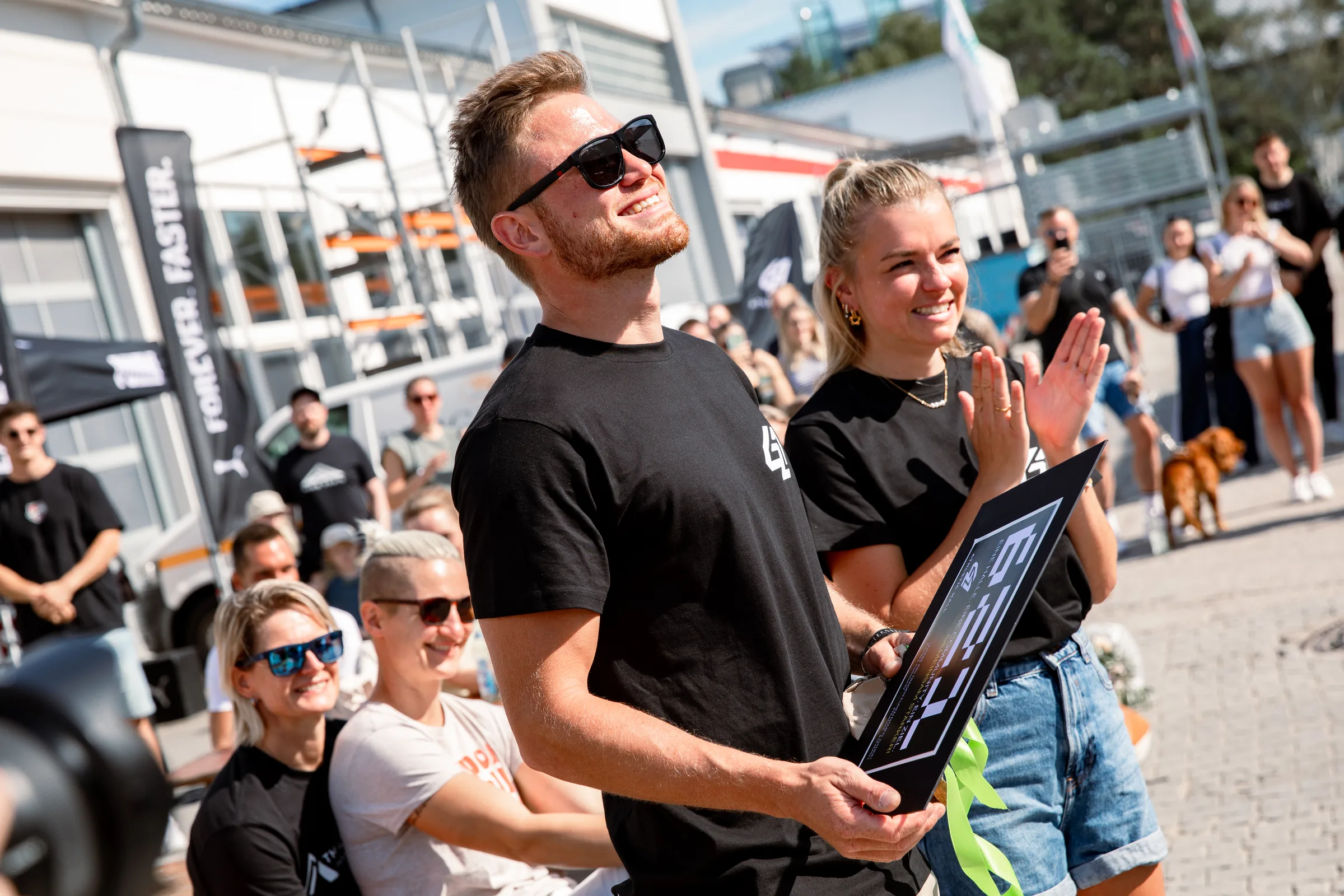 Verlosung bei der Eröffnung des Athletikzentrums