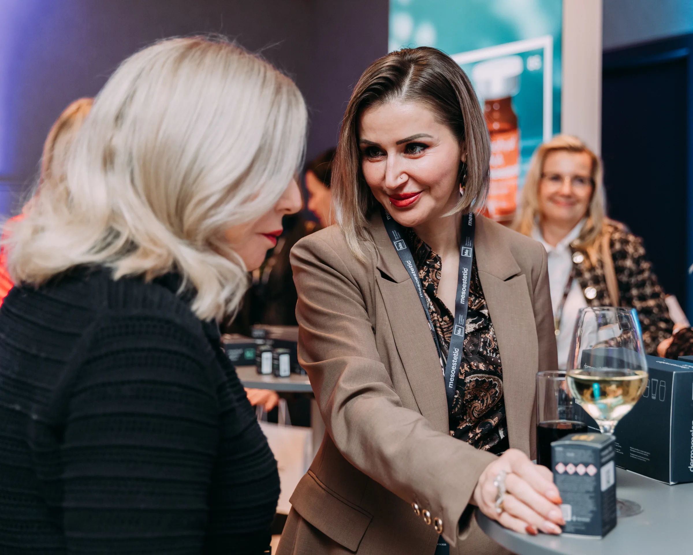 Gespräch beim Sonewa connectoMe Event